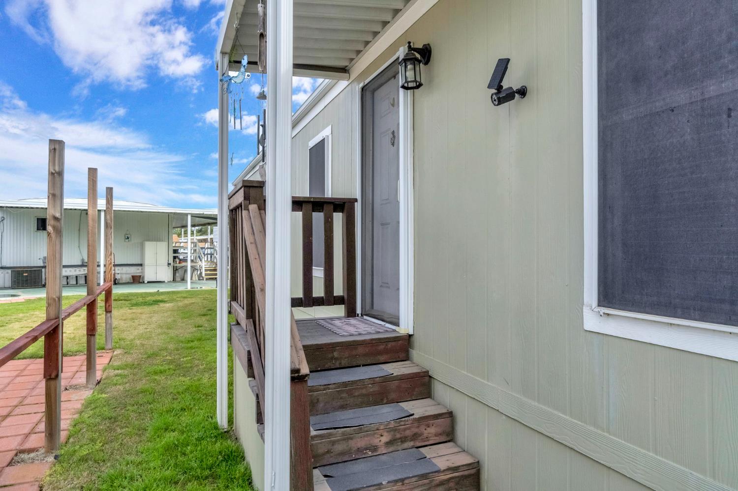 1650 Villa Avenue # 9