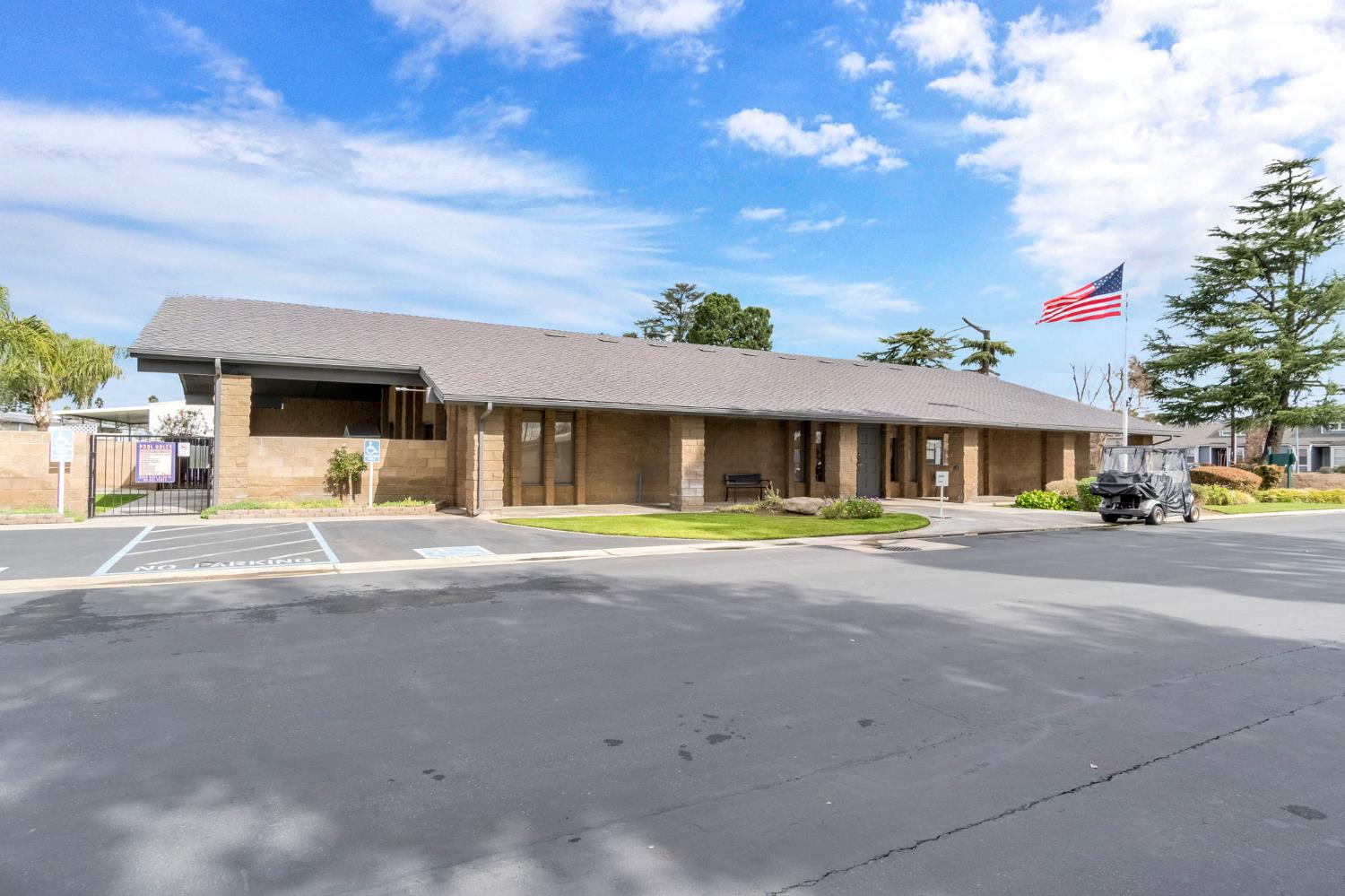 1650 Villa Avenue # 9