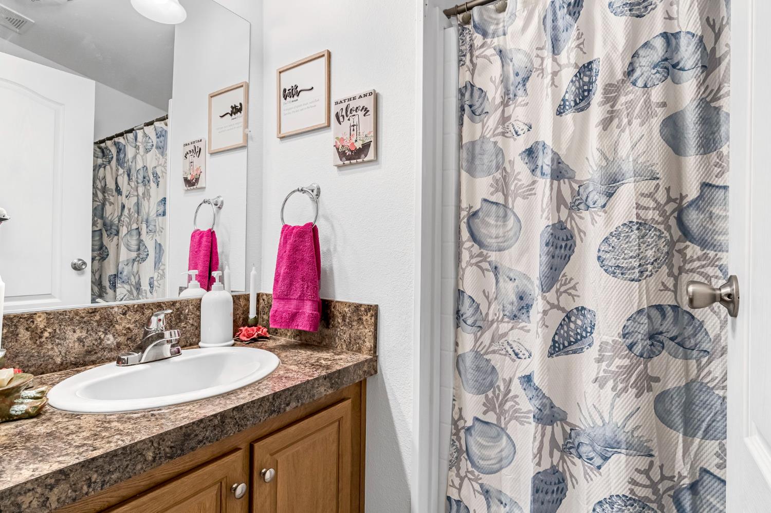1650 Villa Avenue # 9