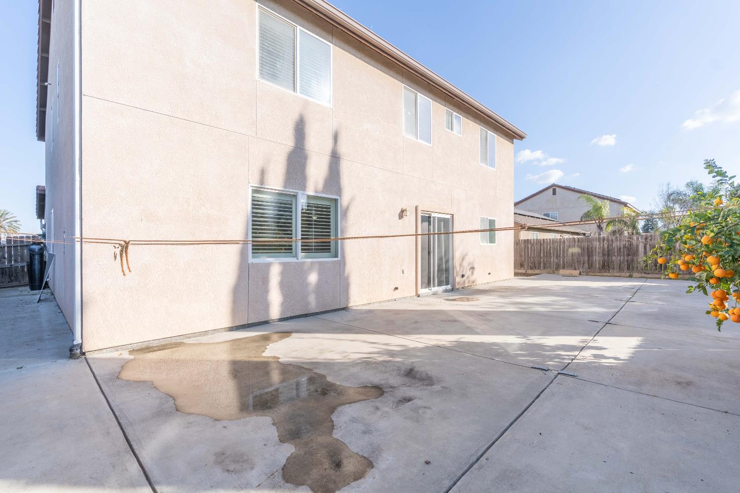 4729 N Rumi Avenue