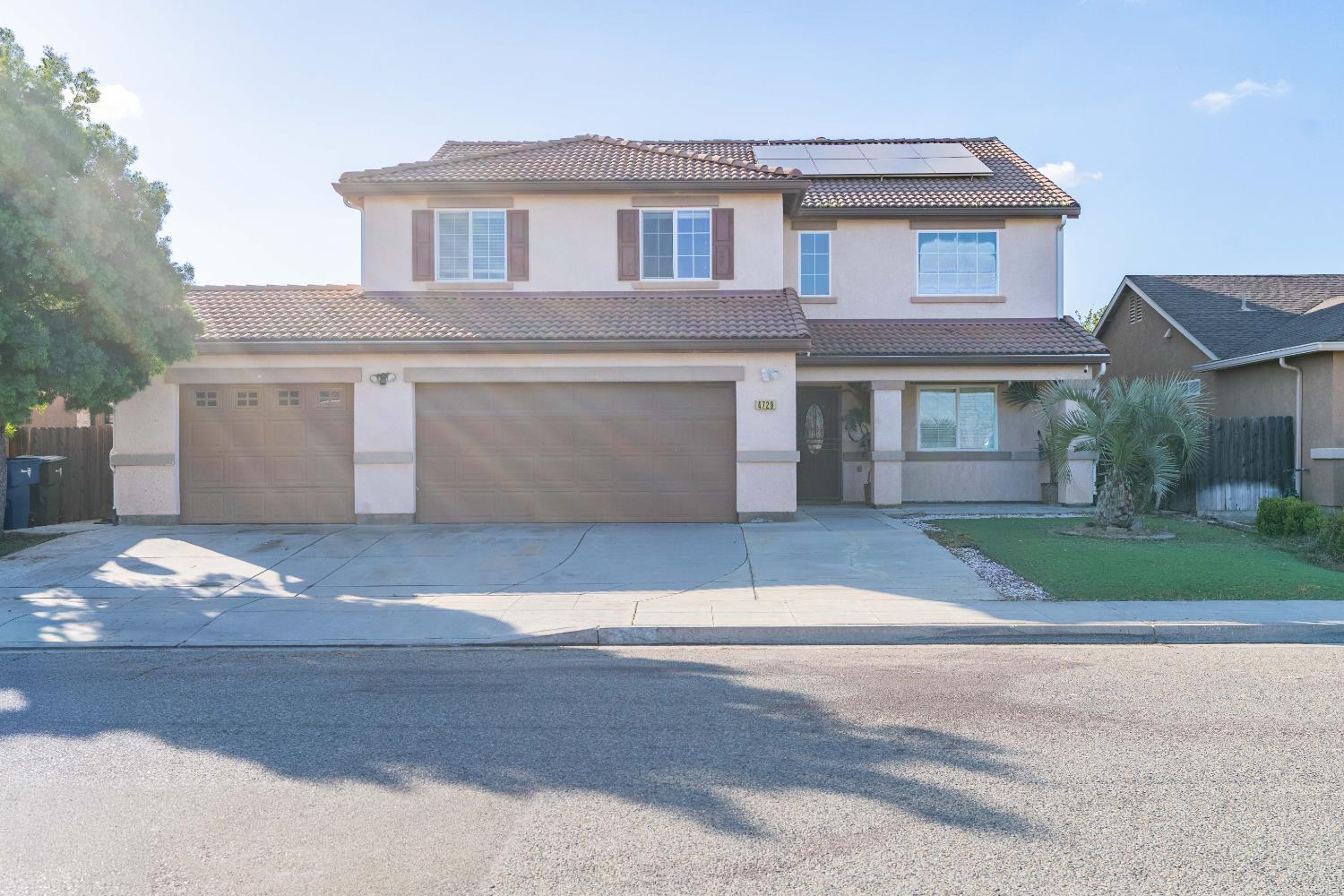 4729 N Rumi Avenue