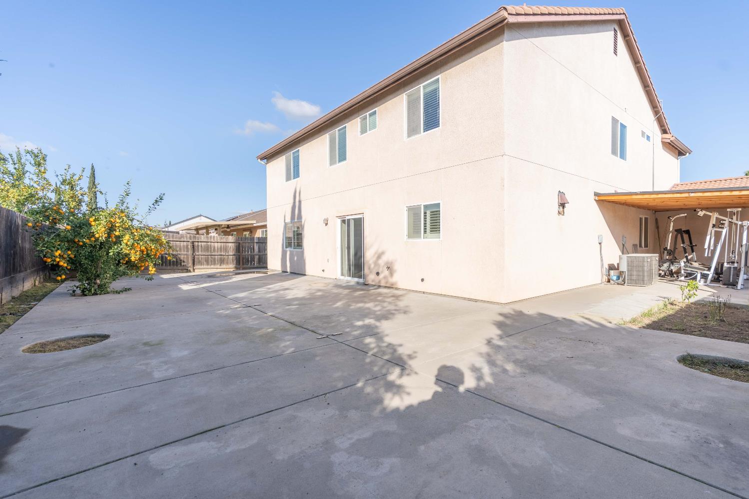 4729 N Rumi Avenue