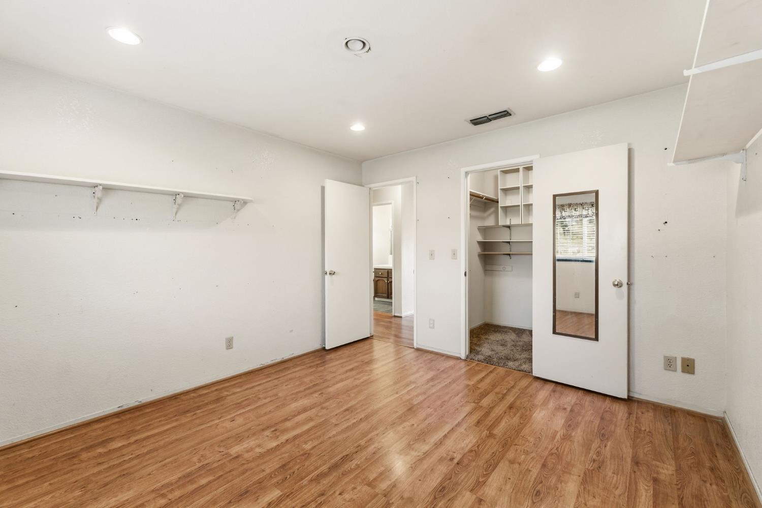 35208 Dollar Court