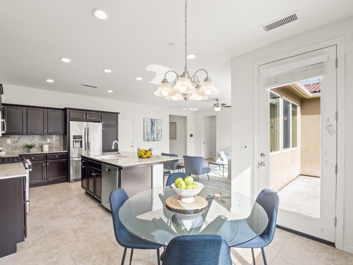 2318 Lombard Lane