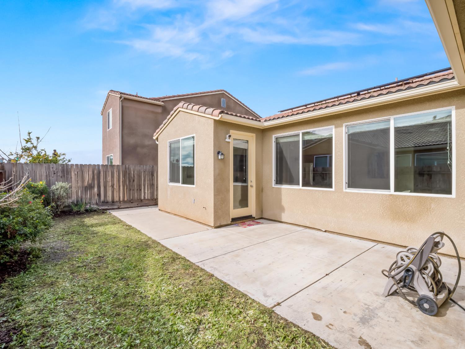 2318 Lombard Lane