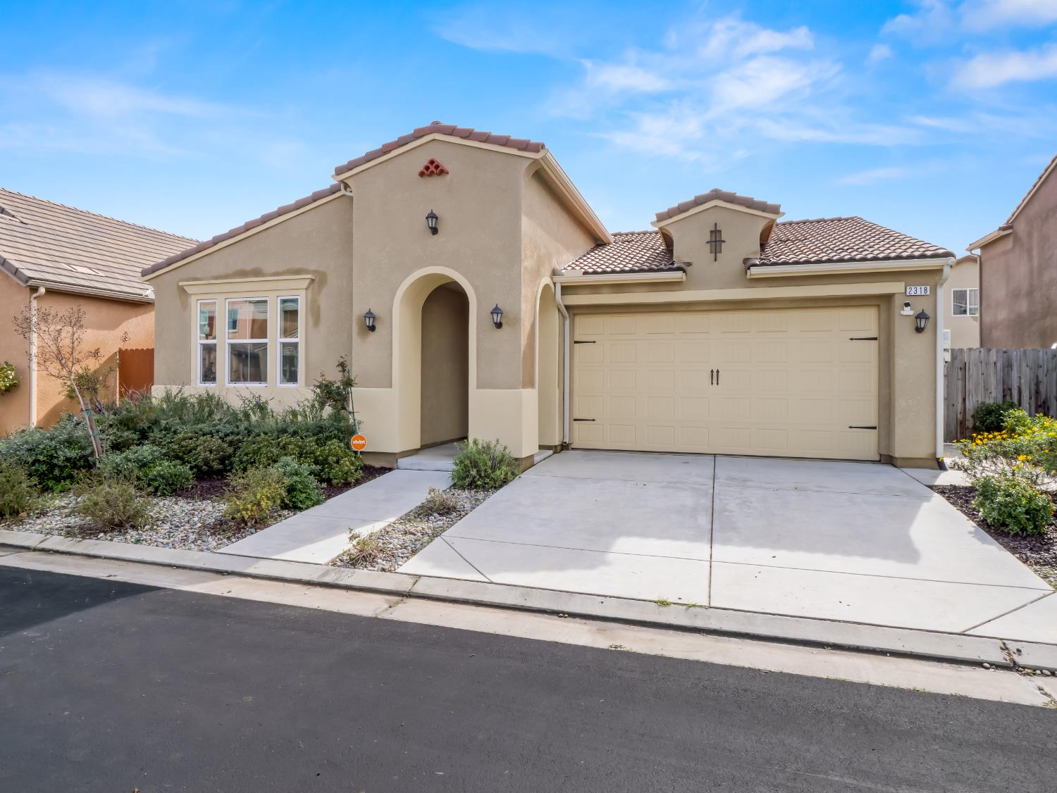 2318 Lombard Lane