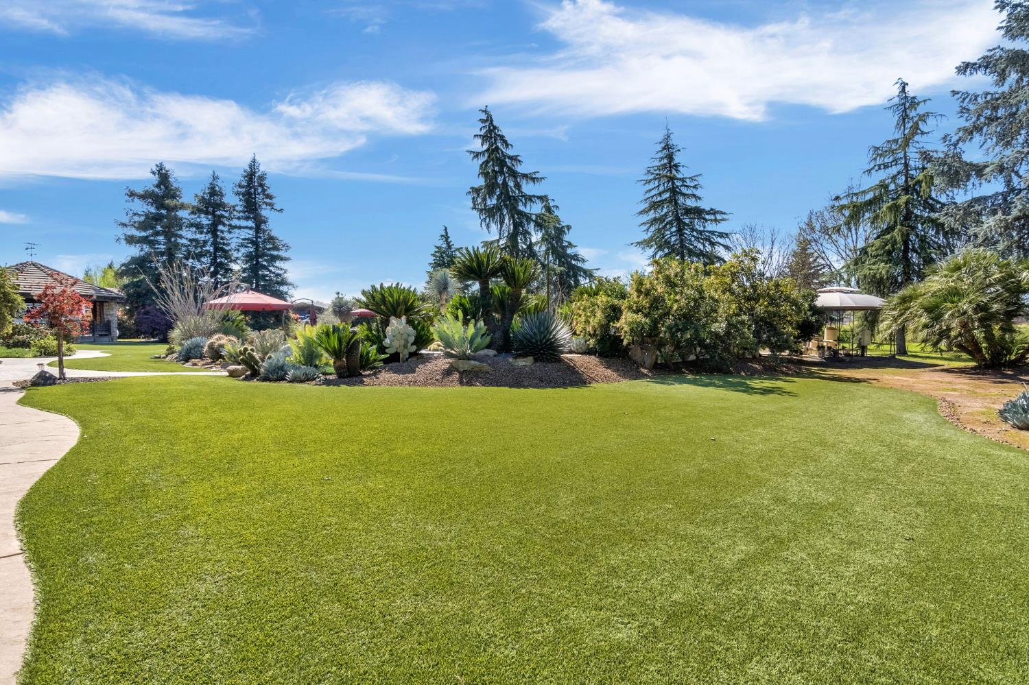 6766 E Carmalee Lane