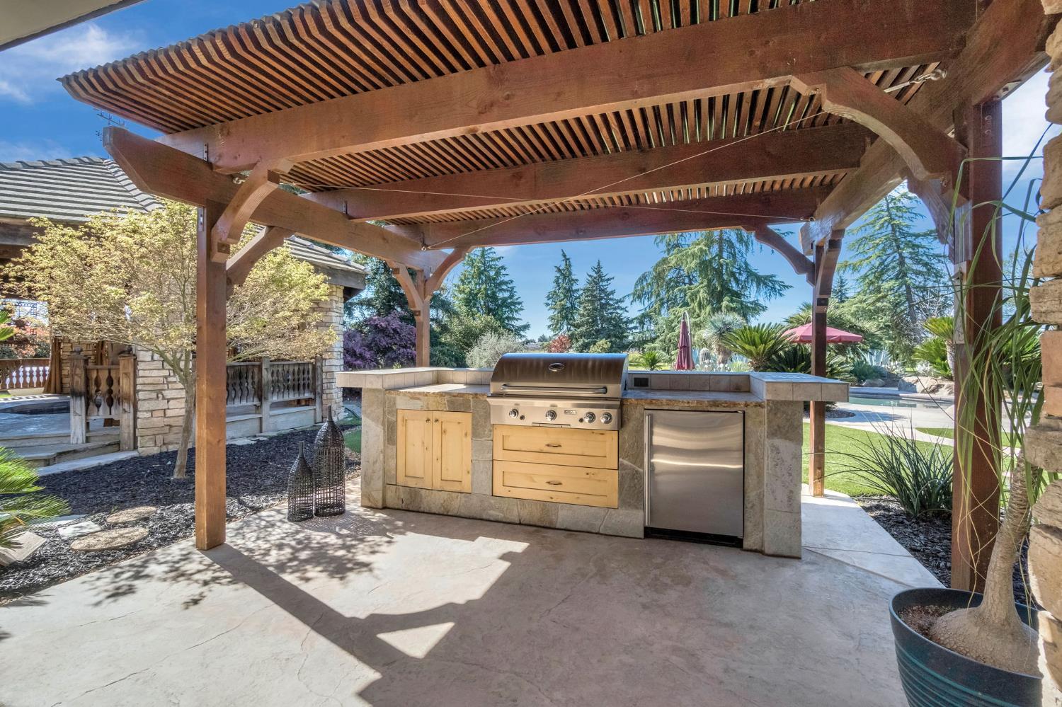 6766 E Carmalee Lane