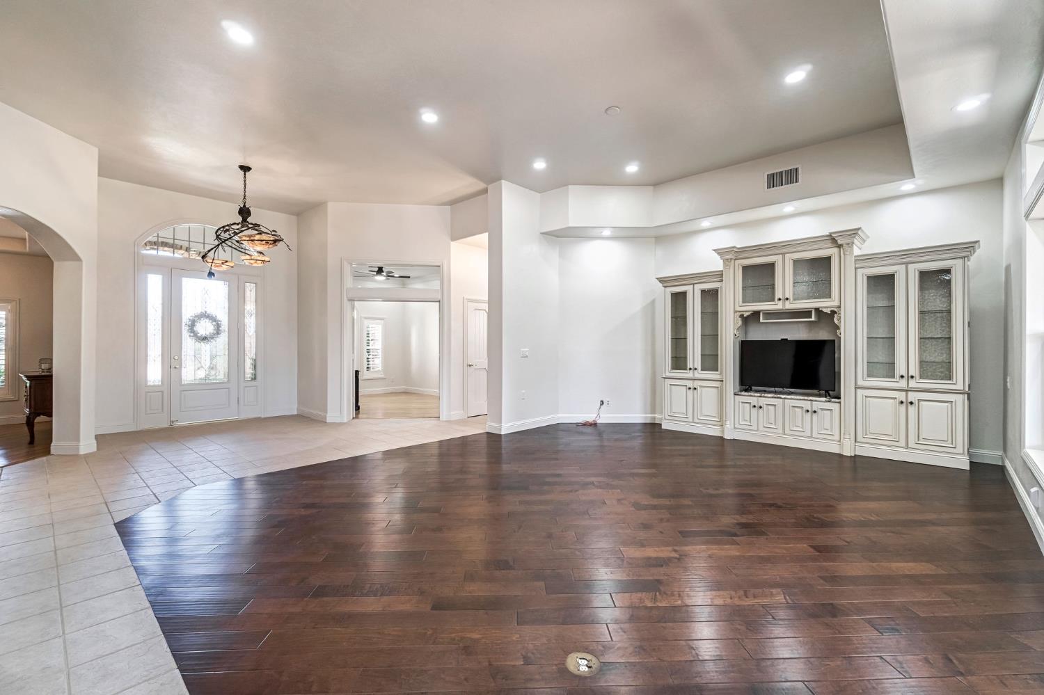 6766 E Carmalee Lane