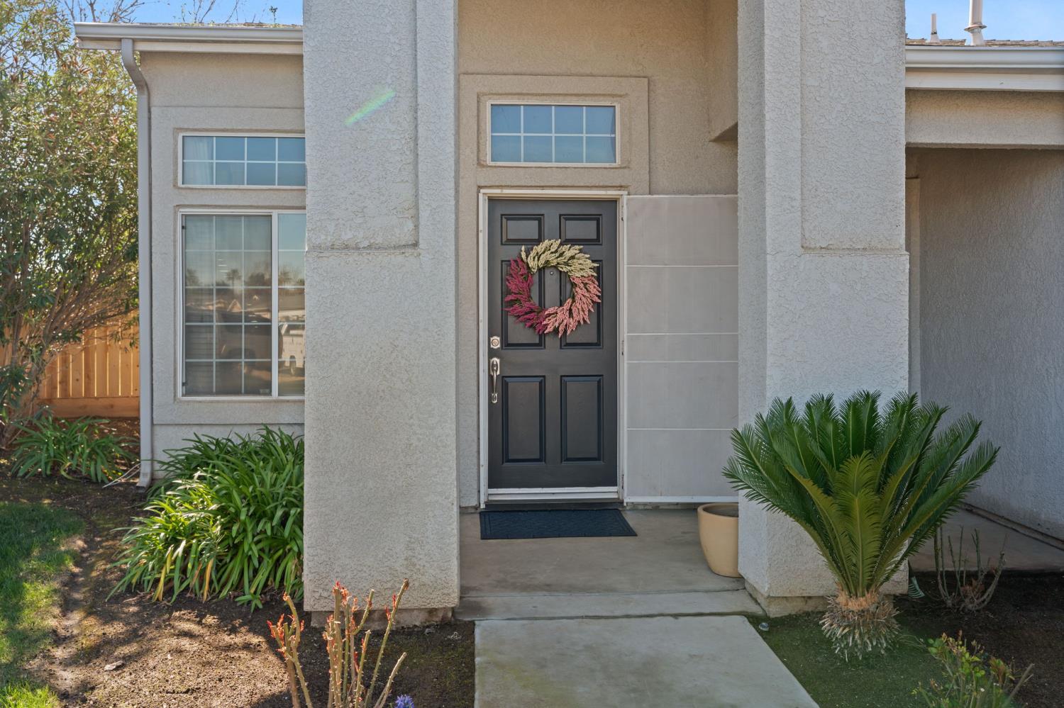 6615 N Babigian Avenue