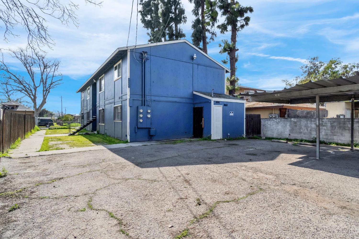 2311 E White Avenue