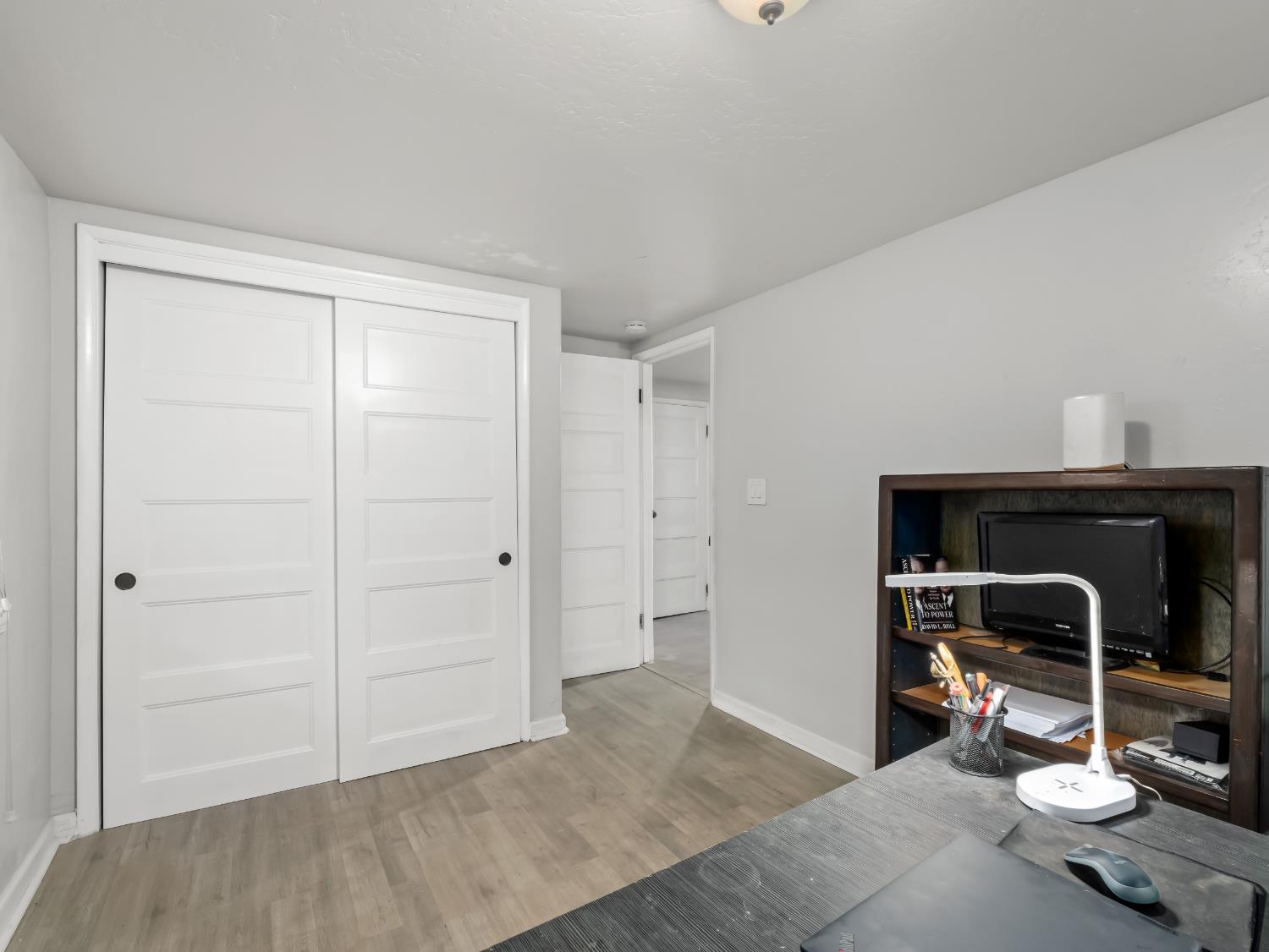 4012 N Wishon Avenue