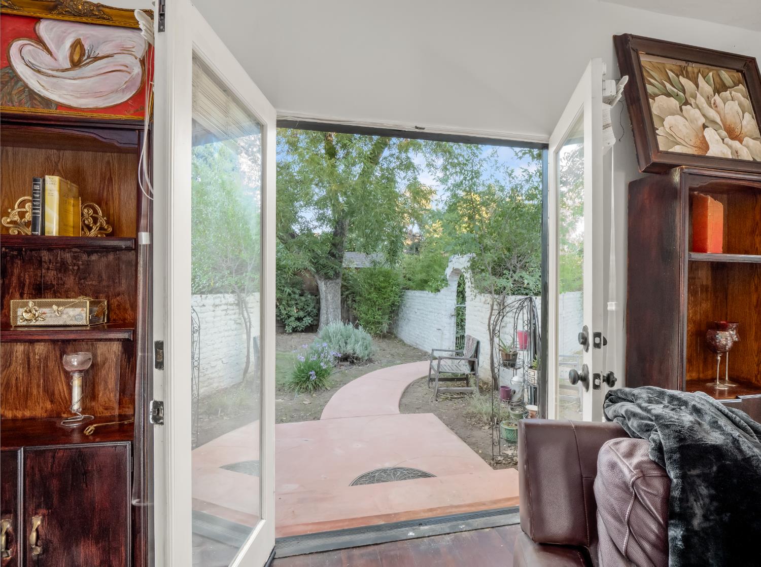 4012 N Wishon Avenue