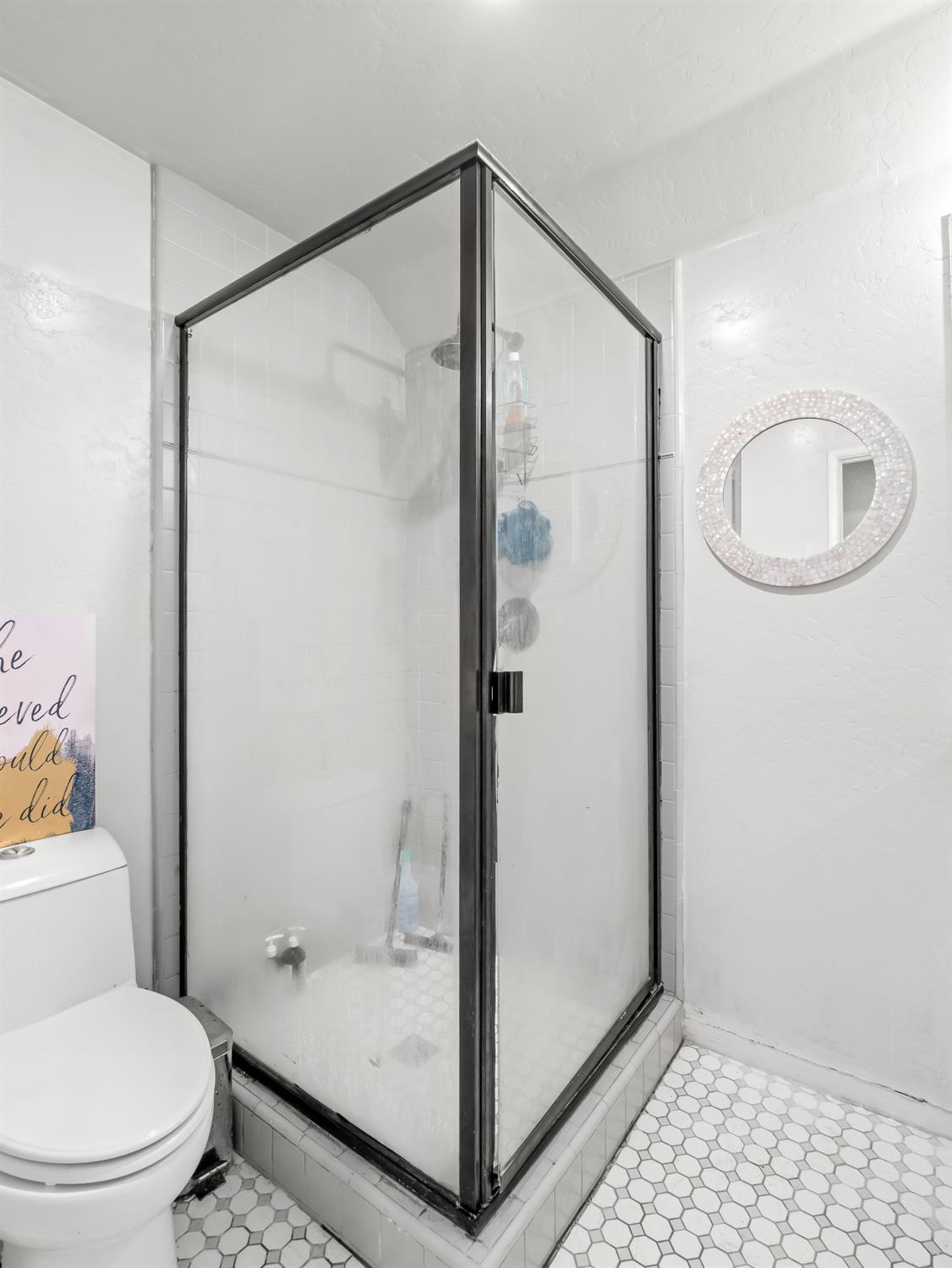 4012 N Wishon Avenue