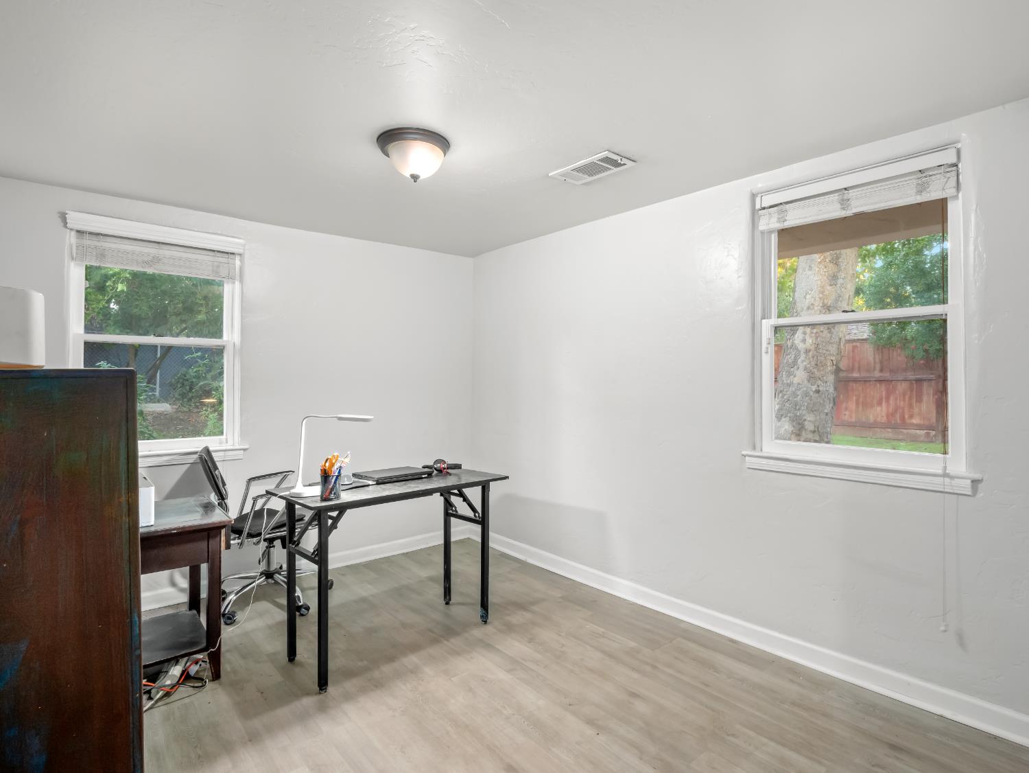 4012 N Wishon Avenue