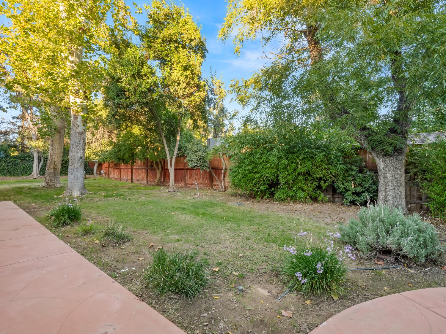 4012 N Wishon Avenue