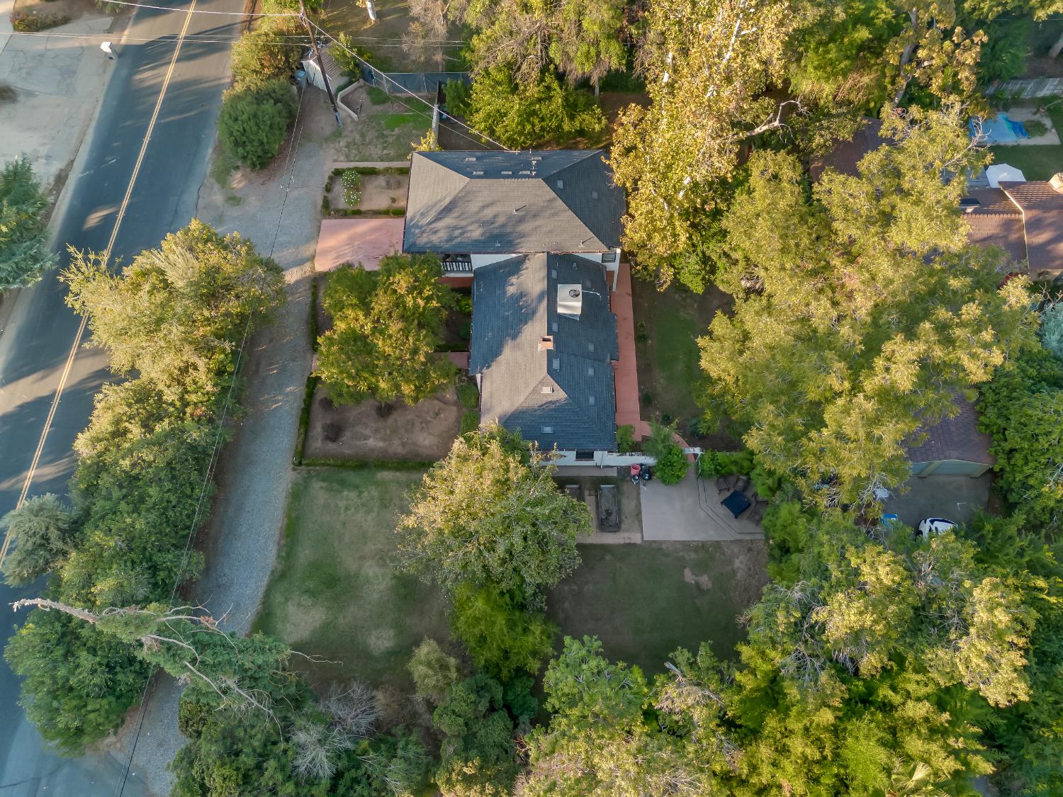 4012 N Wishon Avenue