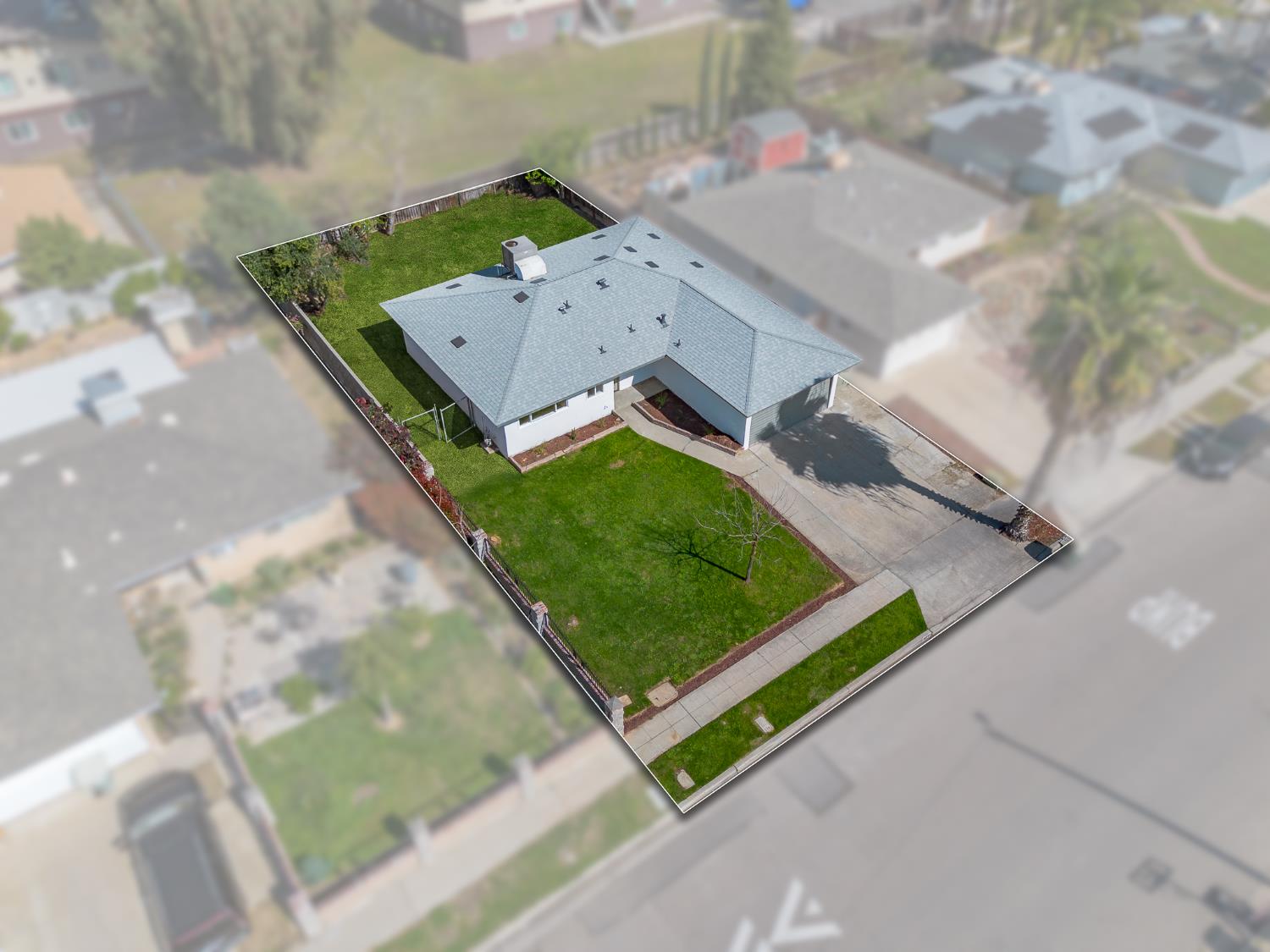 4633 E Cornell Avenue