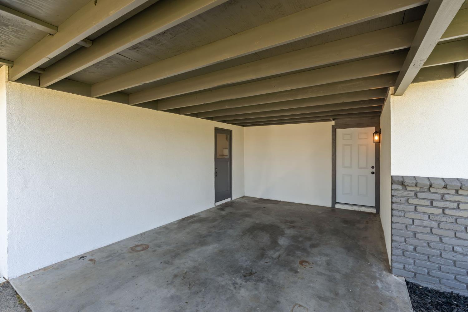 36 Santa Ana Avenue