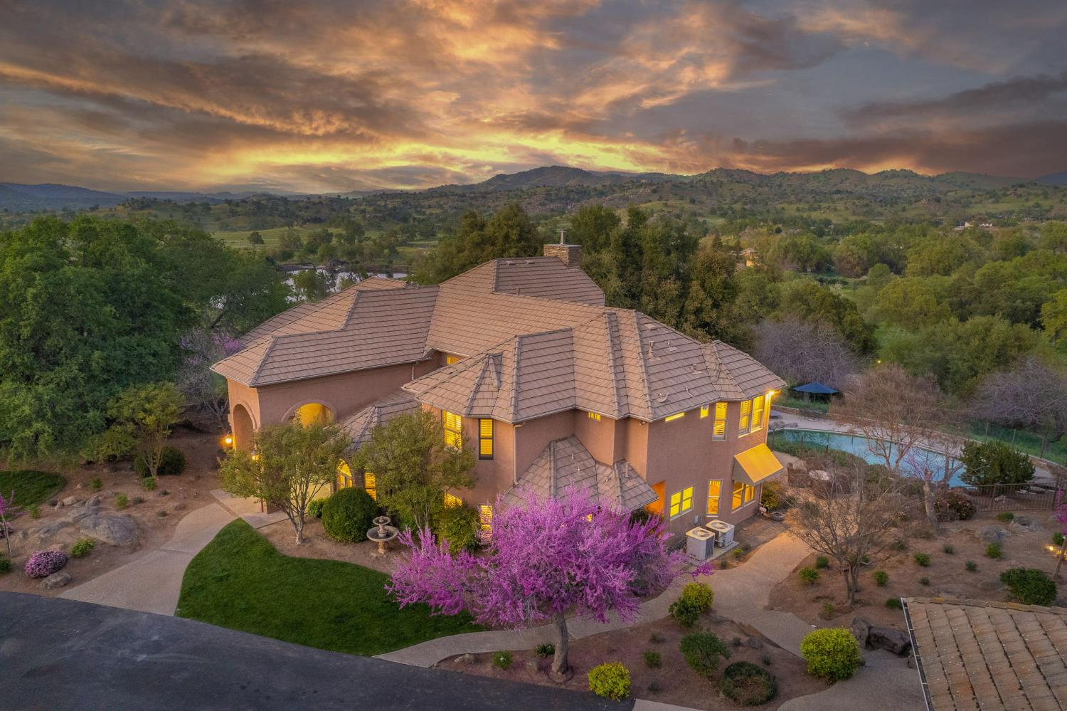 16115 Deer Path Lane