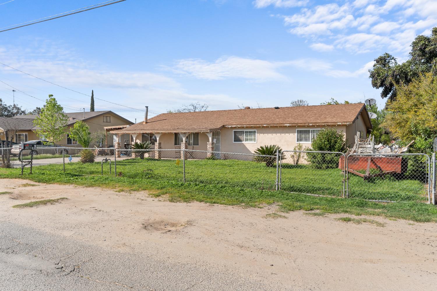 28577 Avenue 14