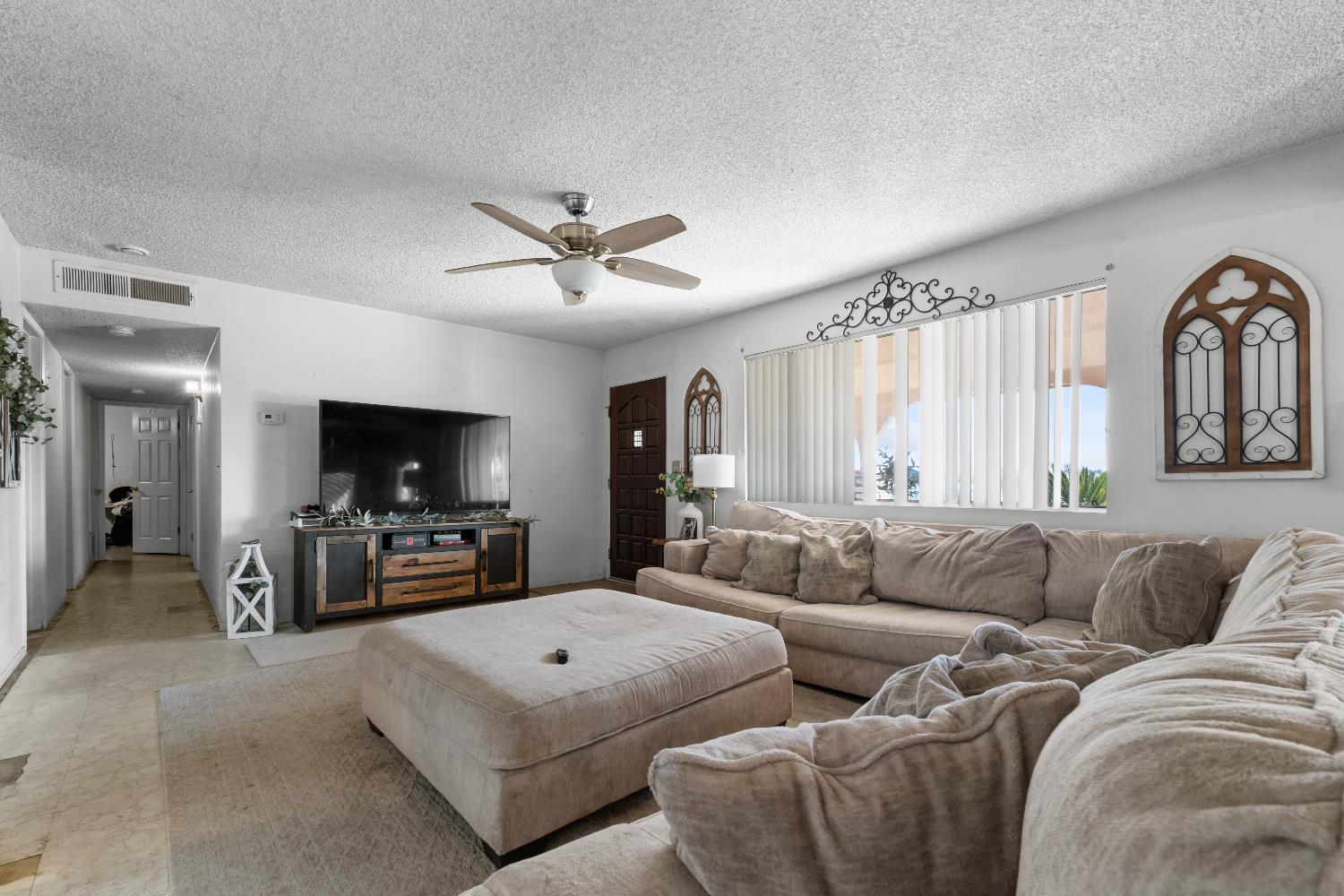 28577 Avenue 14