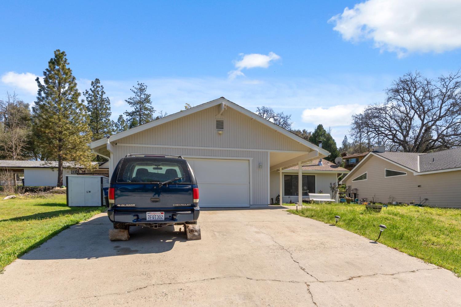 40875 Griffin Dr