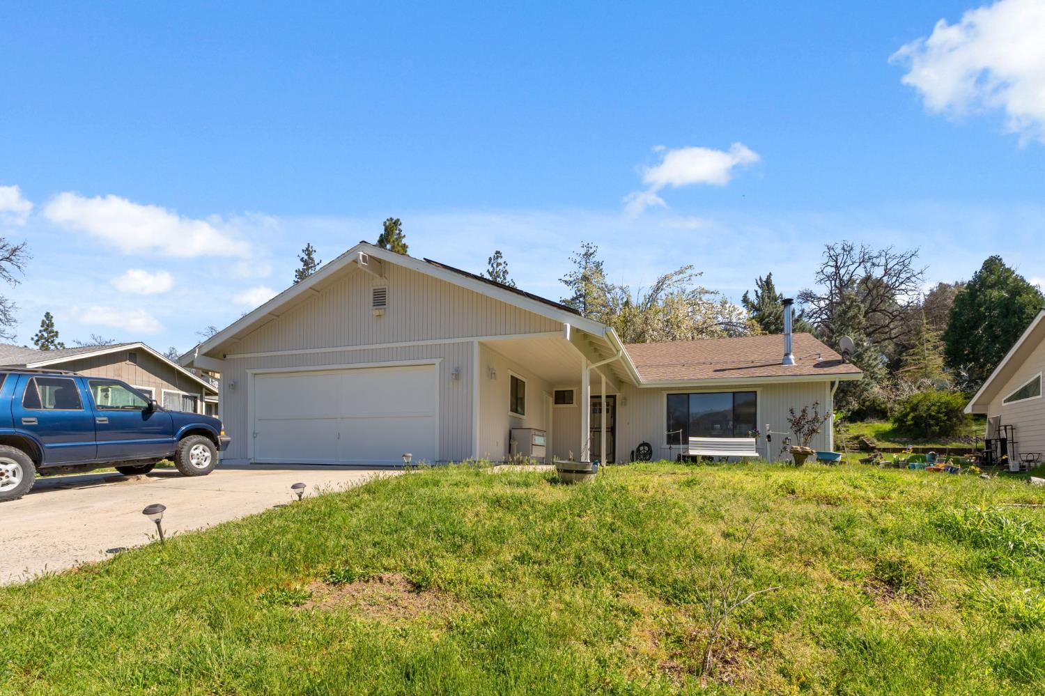 40875 Griffin Dr