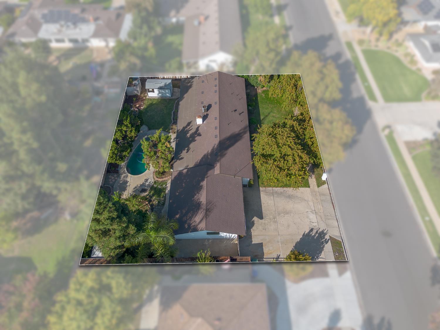 5657 N Colonial Avenue