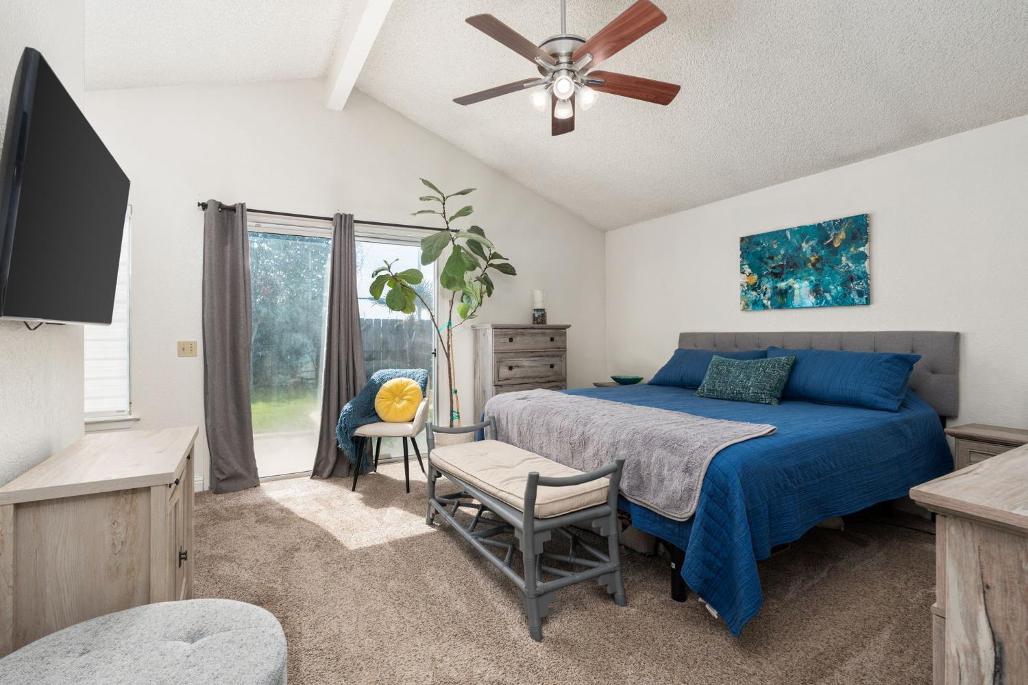 5201 W Griffith Way