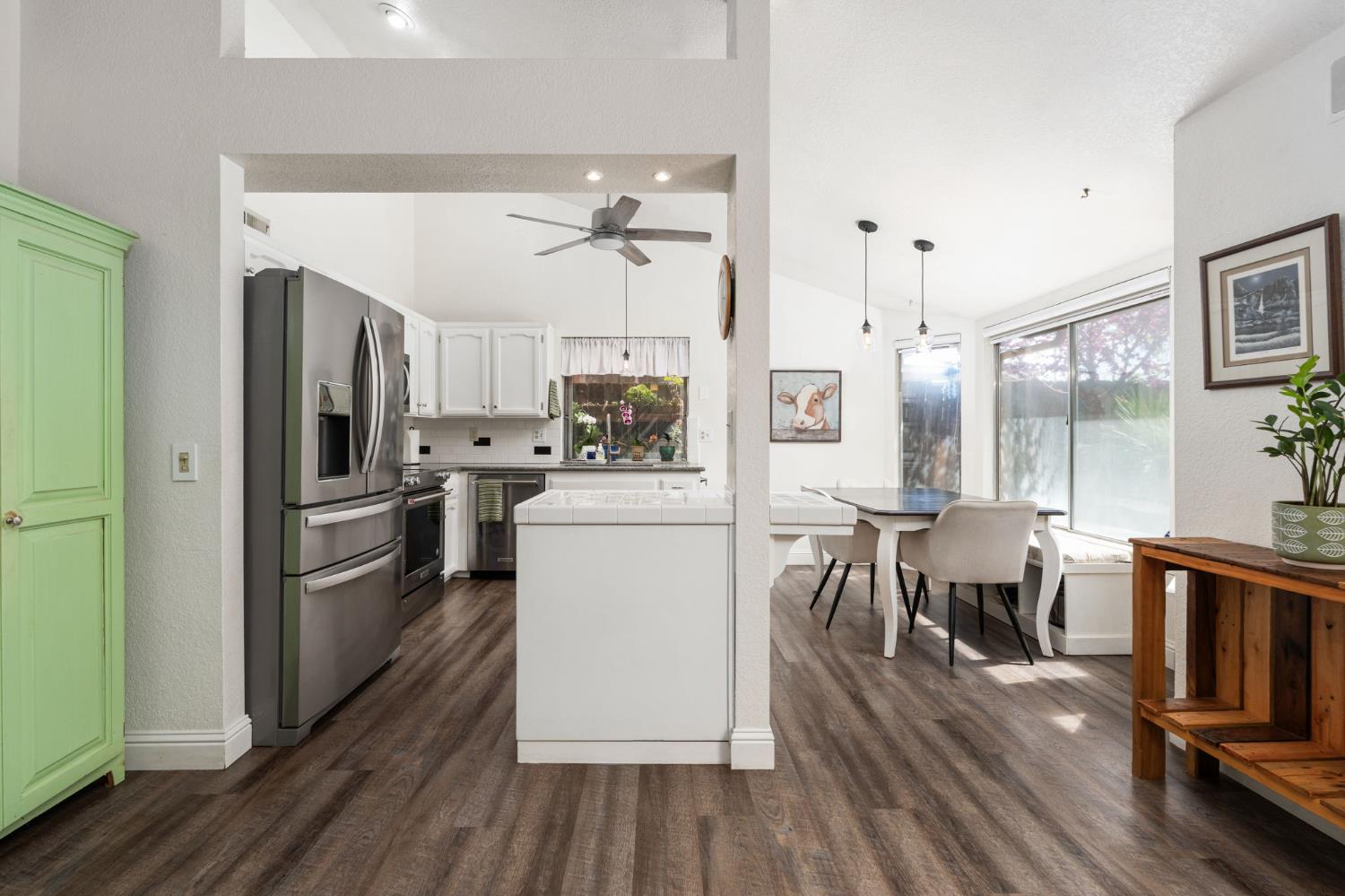 5201 W Griffith Way