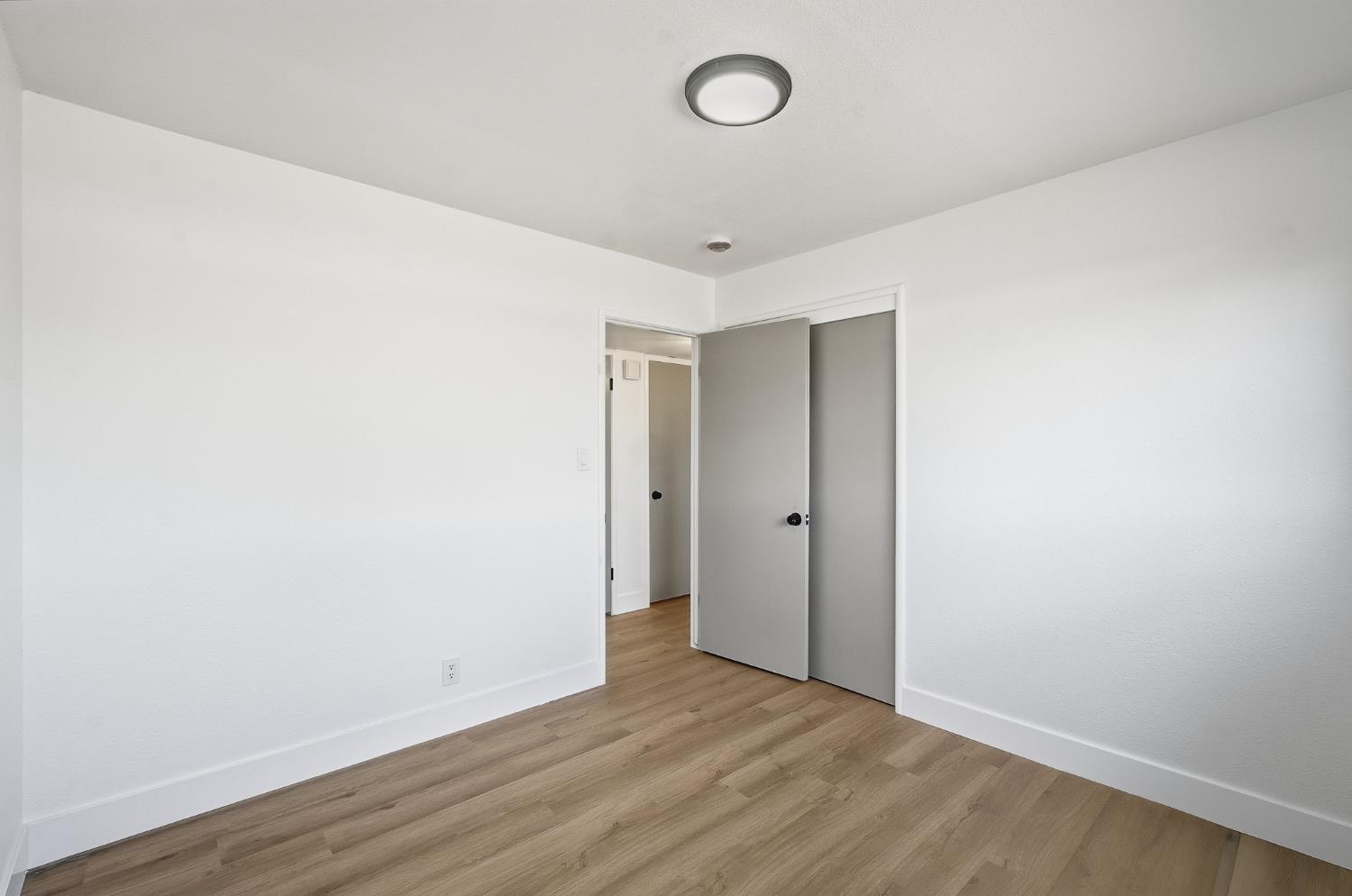 505 W Pico Avenue