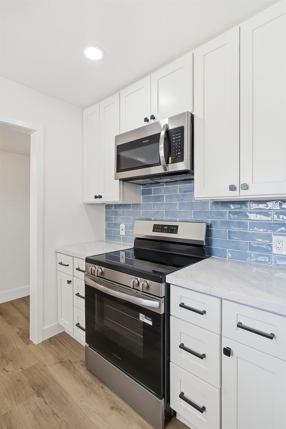 505 W Pico Avenue