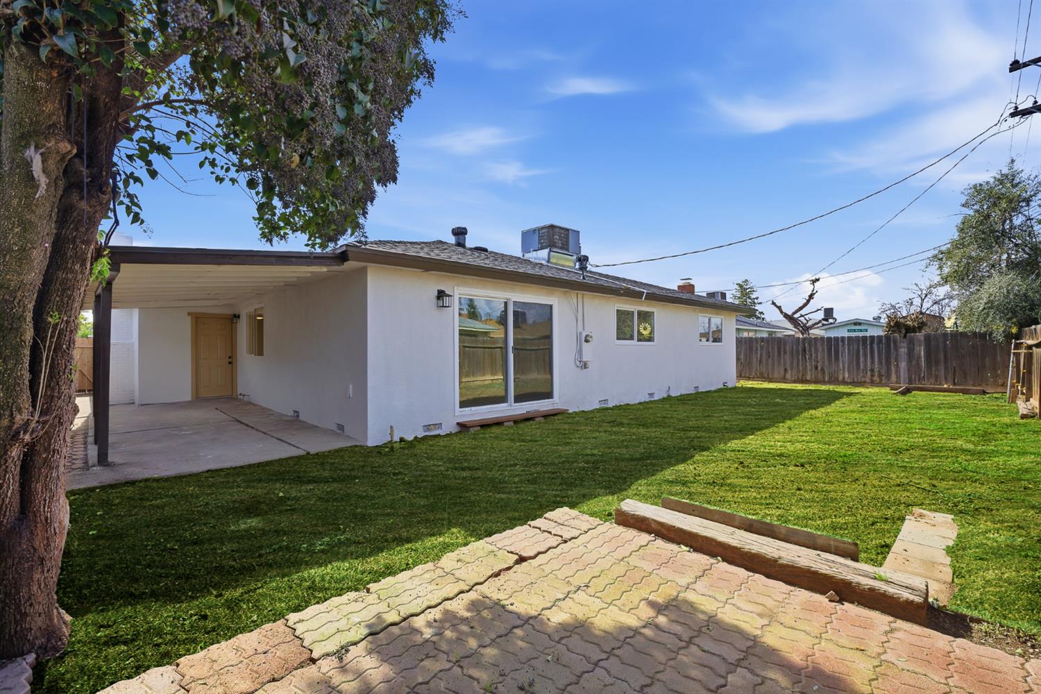 505 W Pico Avenue