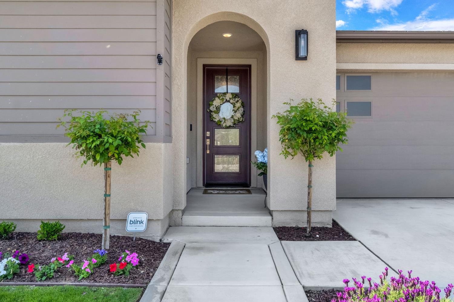 968 Pinnacle Drive W