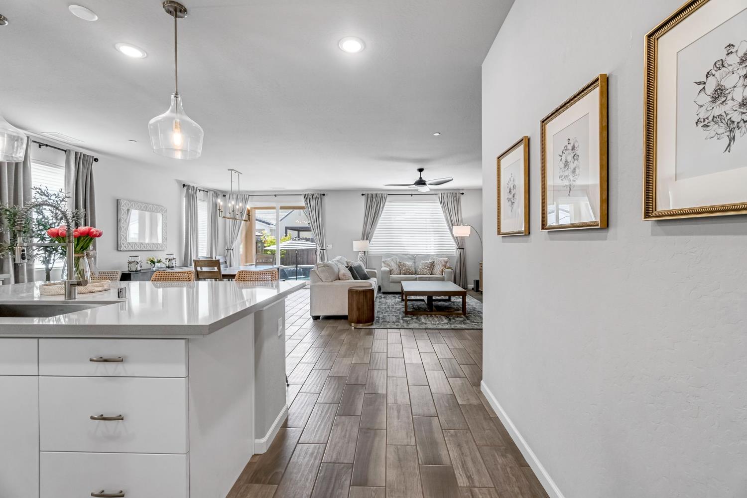 968 Pinnacle Drive W