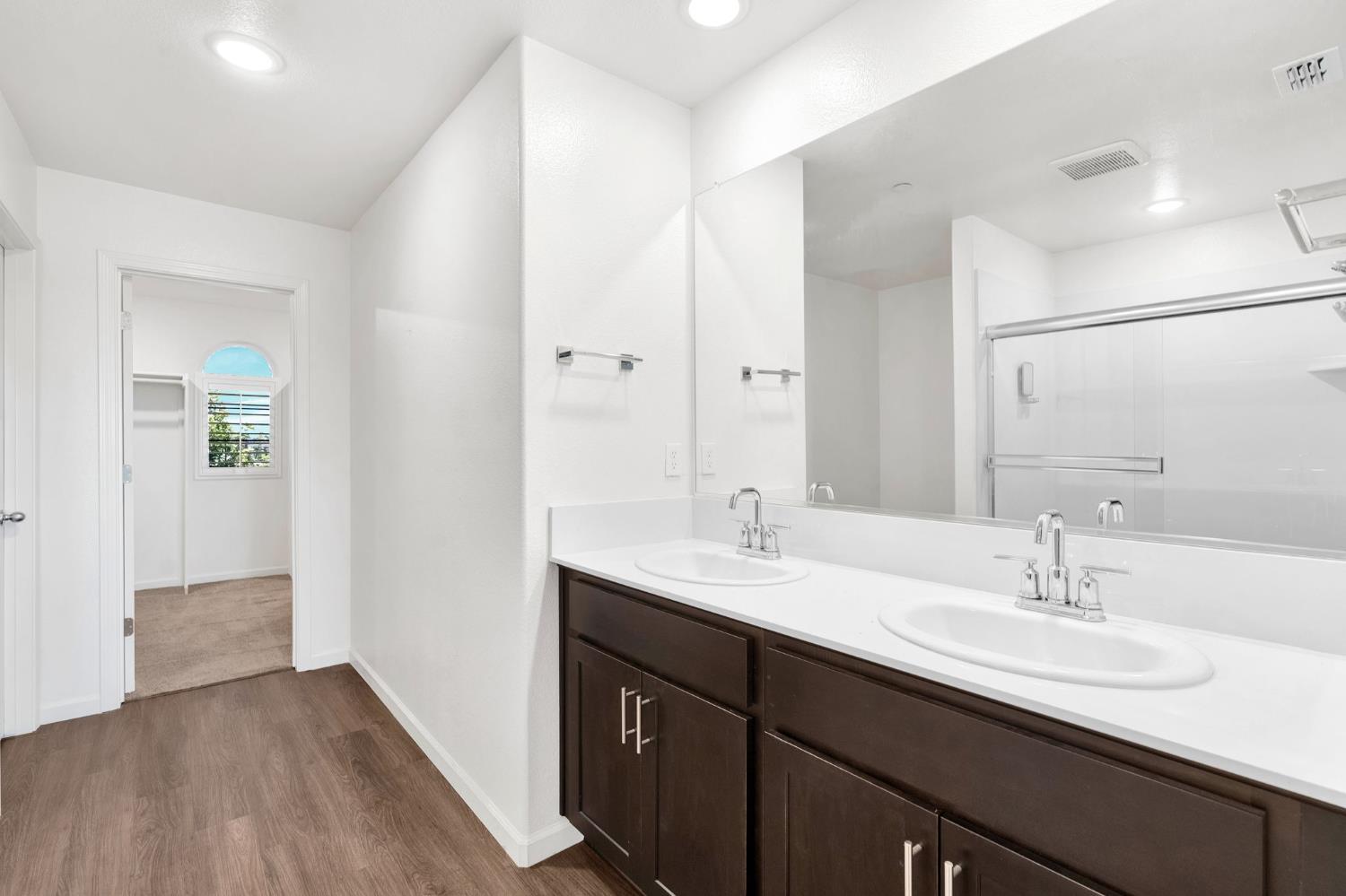 1382 Shoreline Drive
