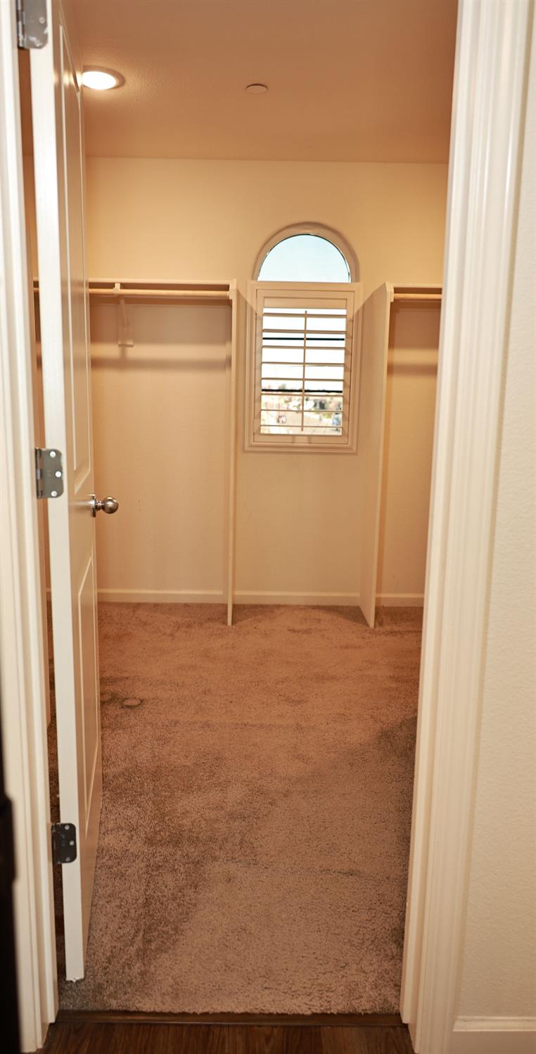 1382 Shoreline Drive