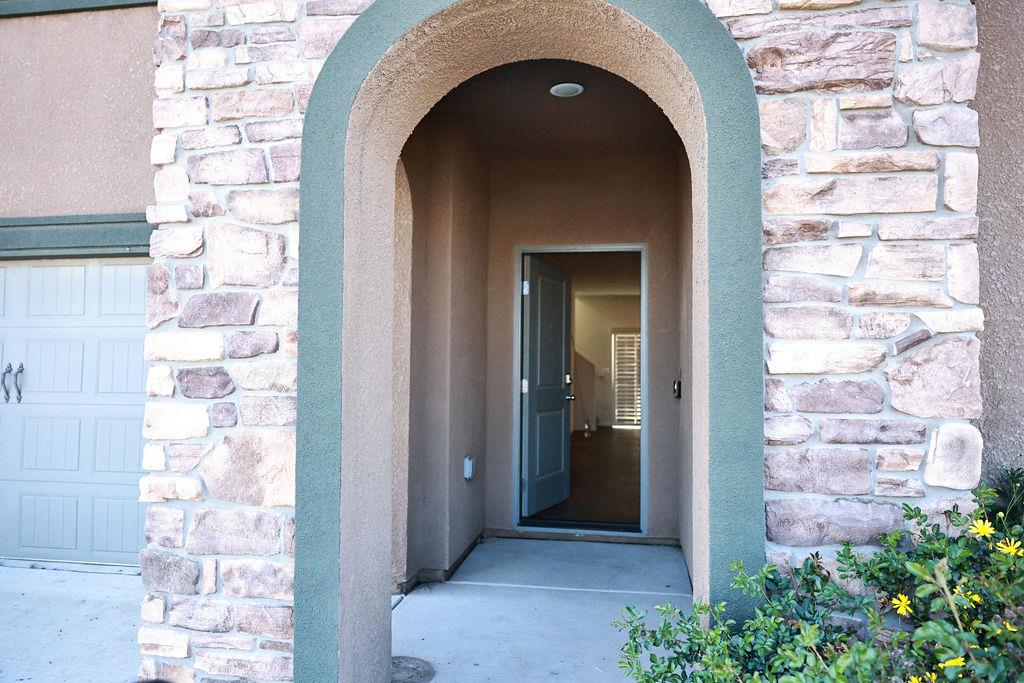 1382 Shoreline Drive