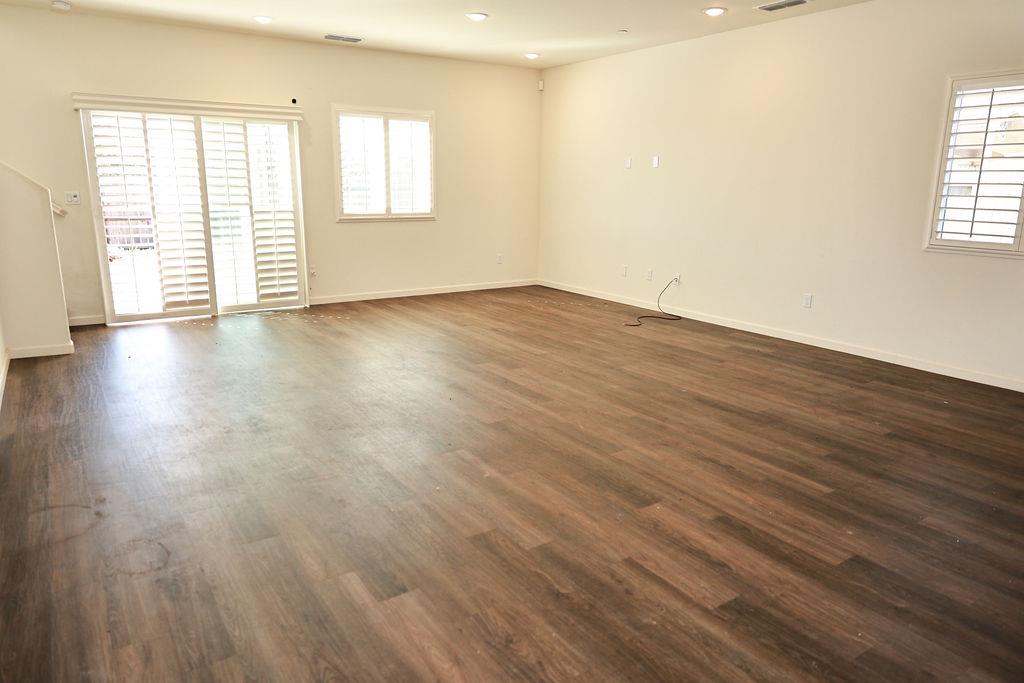 1382 Shoreline Drive