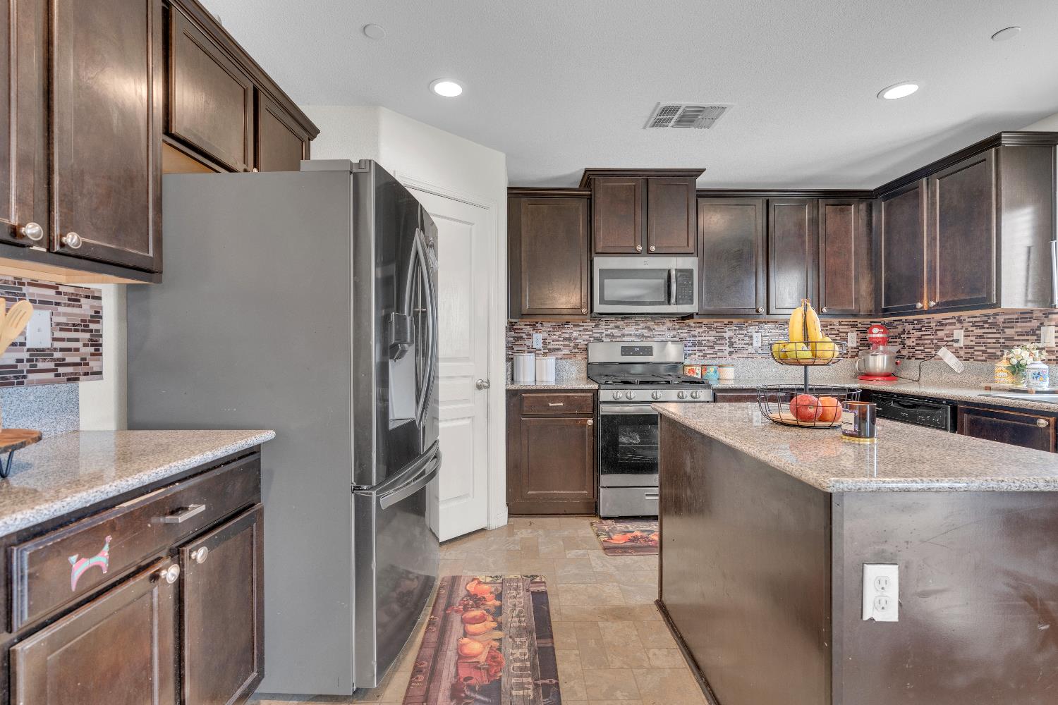 4371 W Saginaw Way