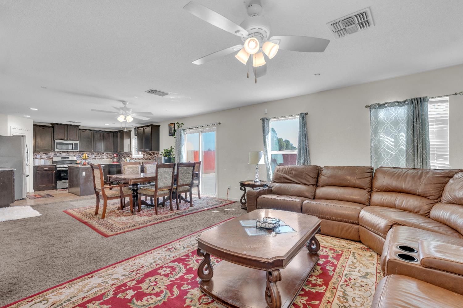 4371 W Saginaw Way