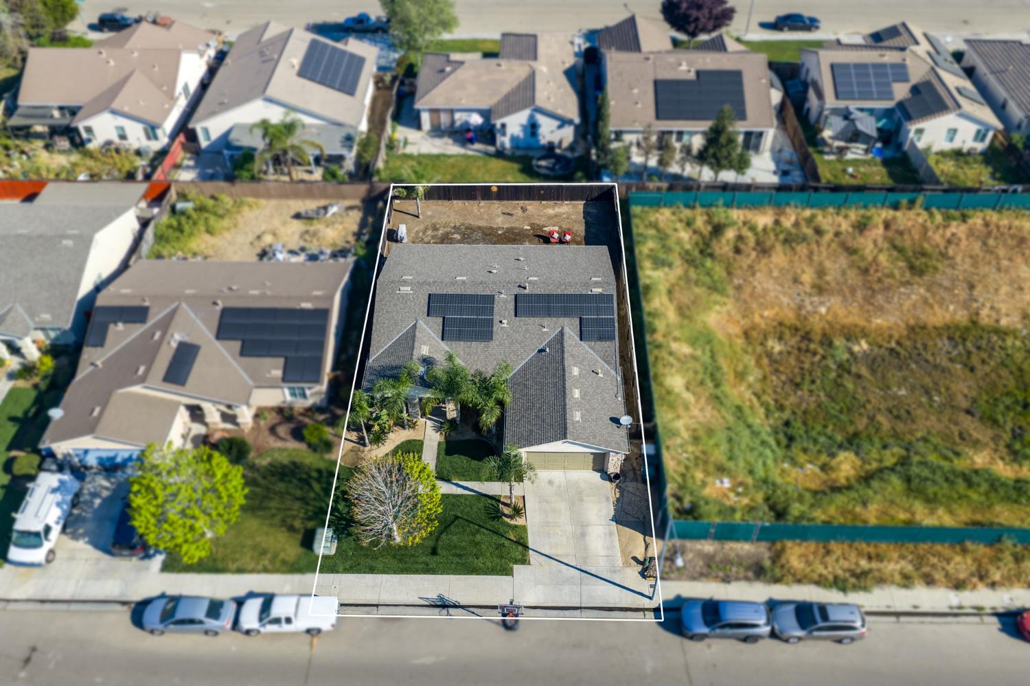 5219 E Garrett Avenue