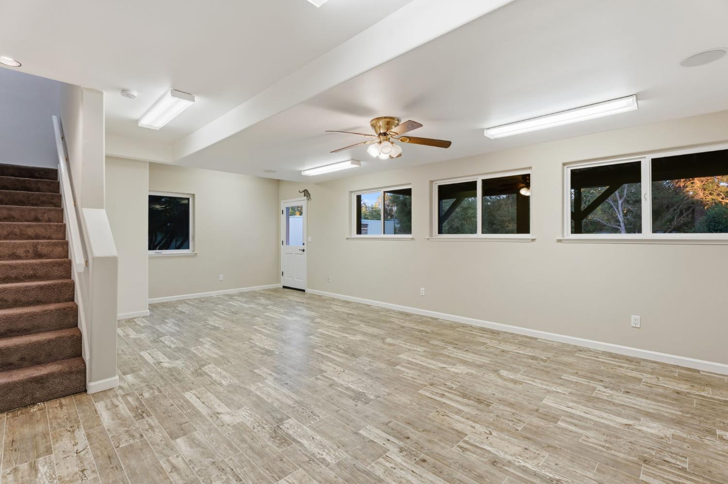 45012 Mockingbird Lane