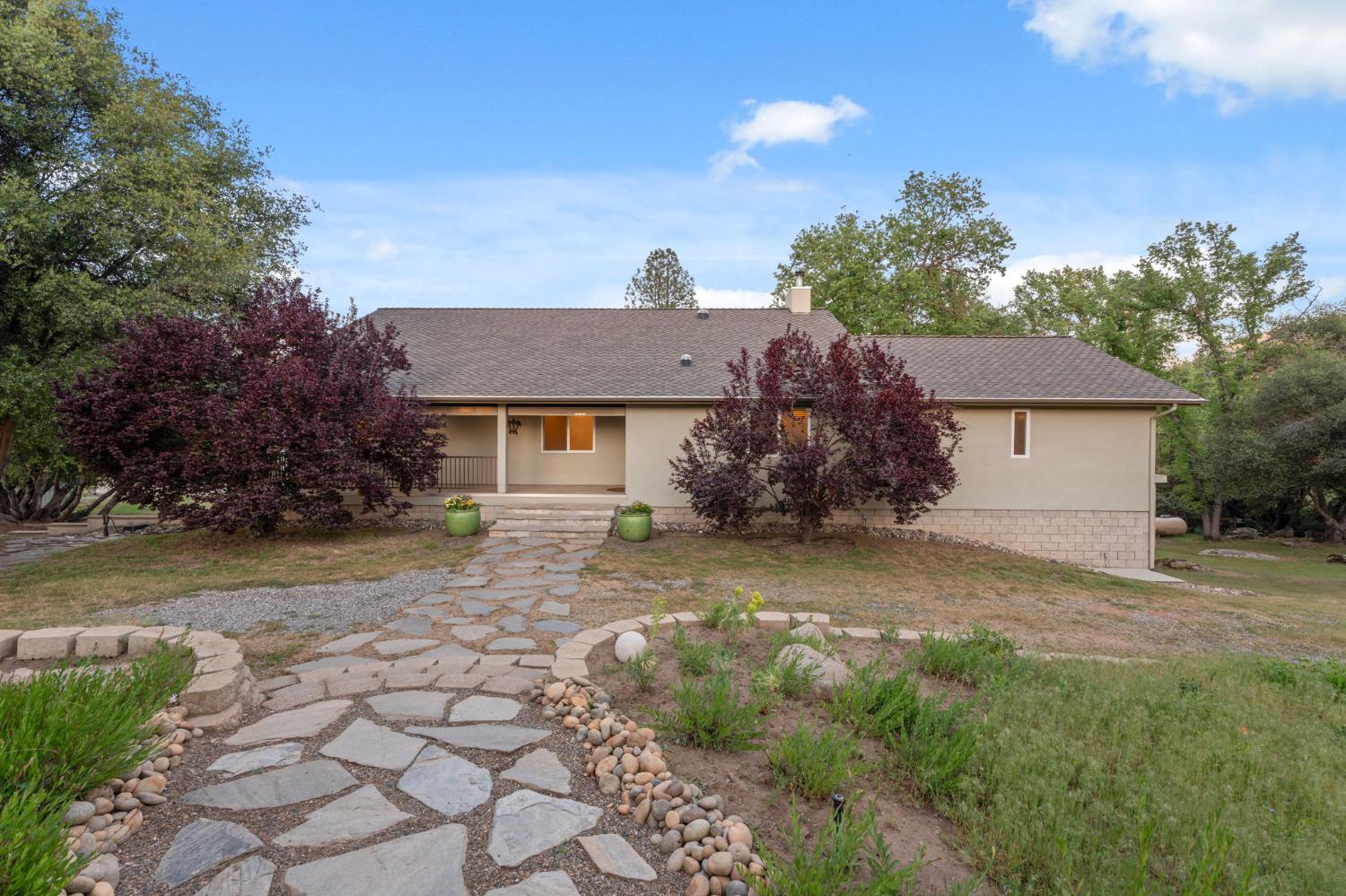 45012 Mockingbird Lane