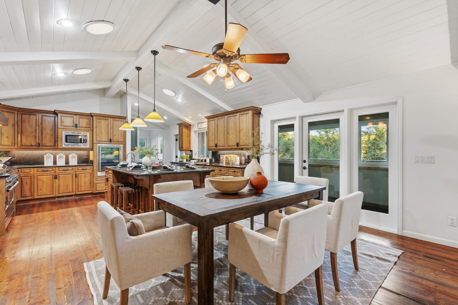 45012 Mockingbird Lane
