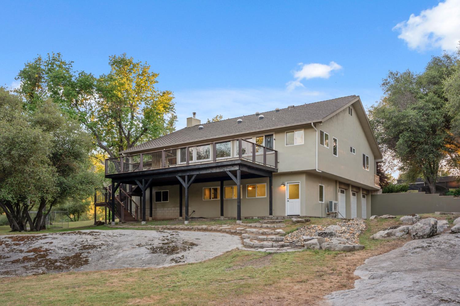 45012 Mockingbird Lane