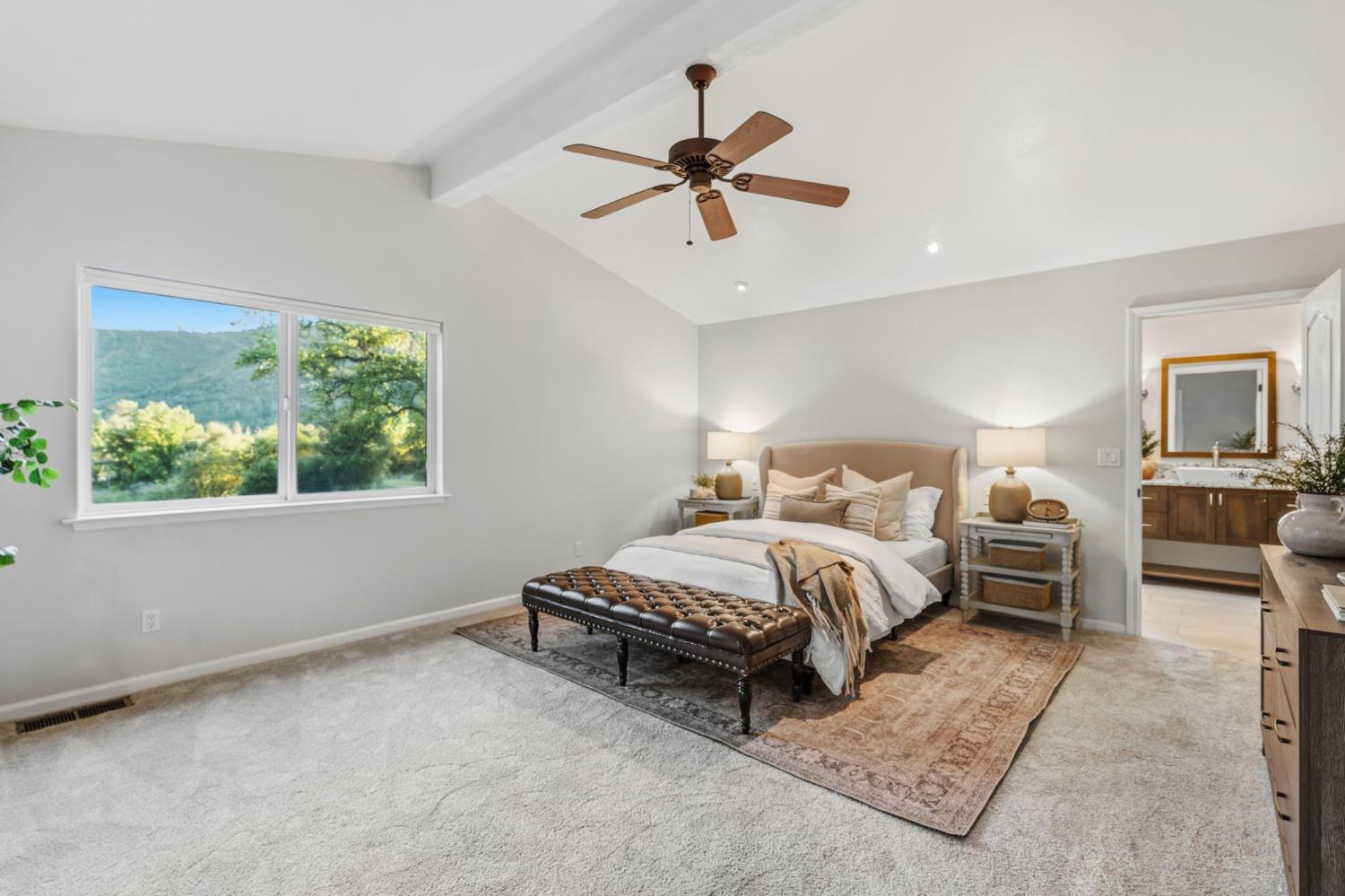 45012 Mockingbird Lane