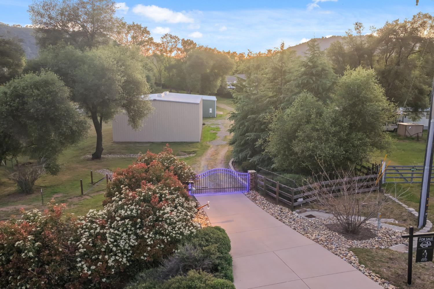 45012 Mockingbird Lane