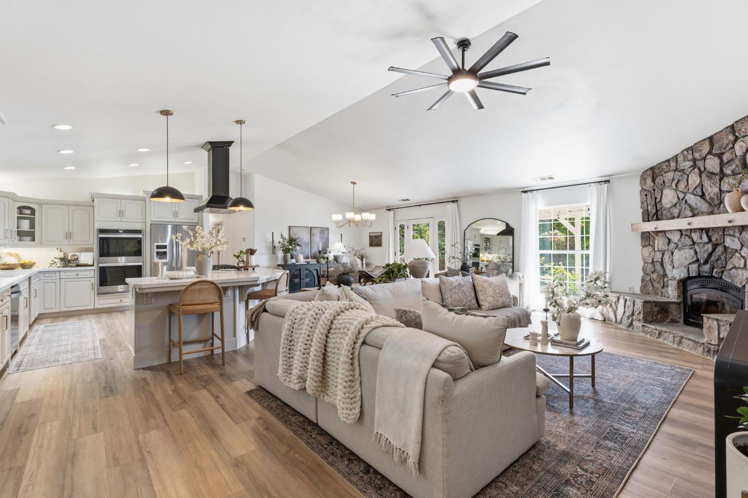 41797 River Knolls Way